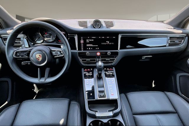 2025 Porsche Macan Base - Photo 7