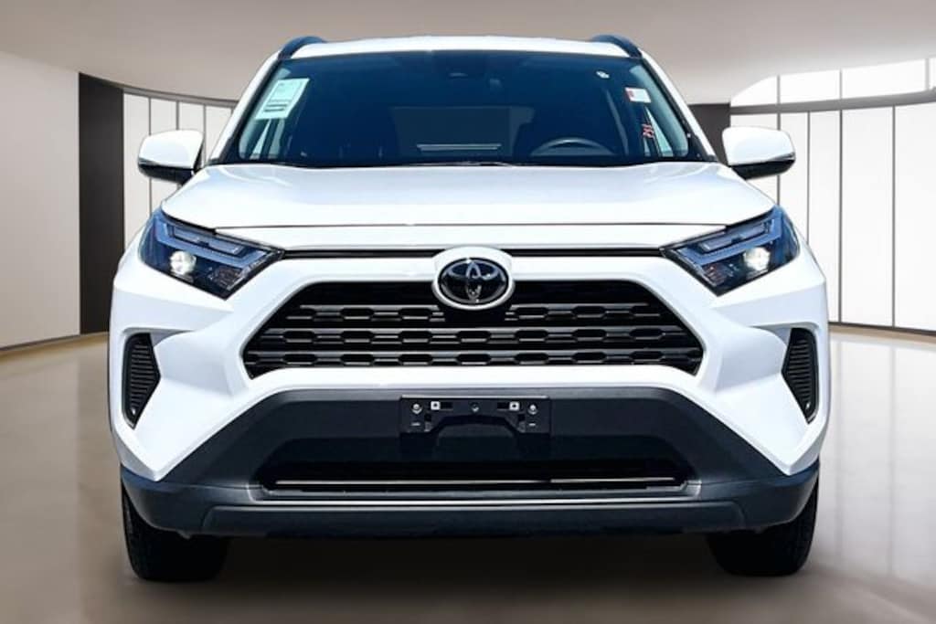 Used 2025 Toyota RAV4 XLE SUV