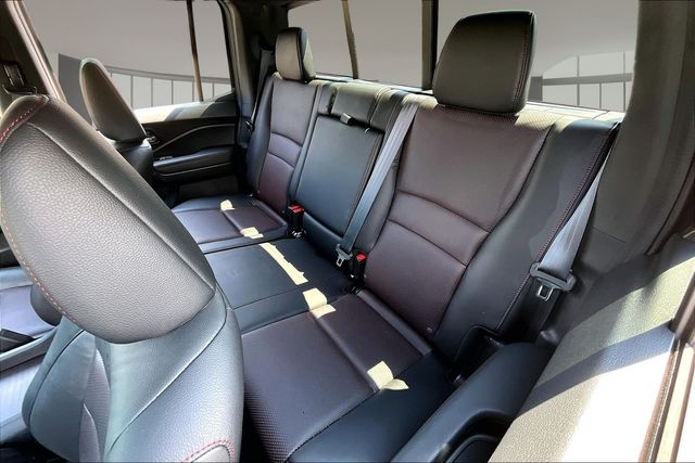 2022 Honda Ridgeline Black Edition - Photo 21