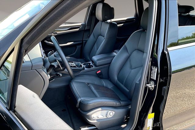 2025 Porsche Macan Base - Photo 20