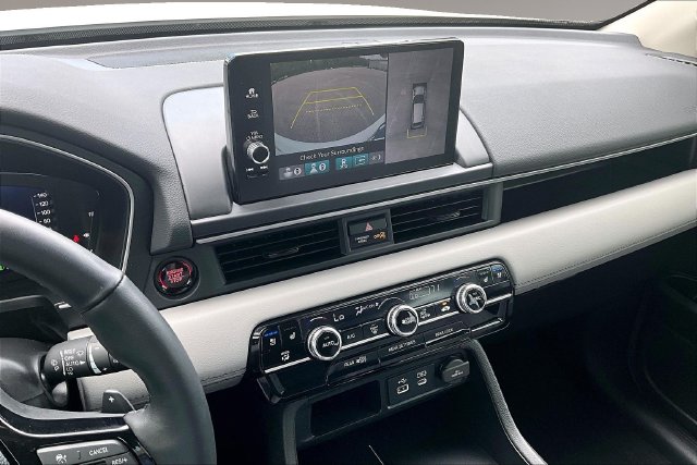 2025 Honda Pilot Elite - Photo 14