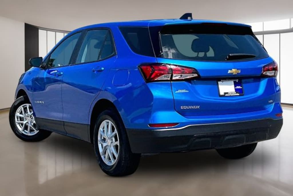 Used 2024 Chevrolet Equinox LS w/1LS SUV