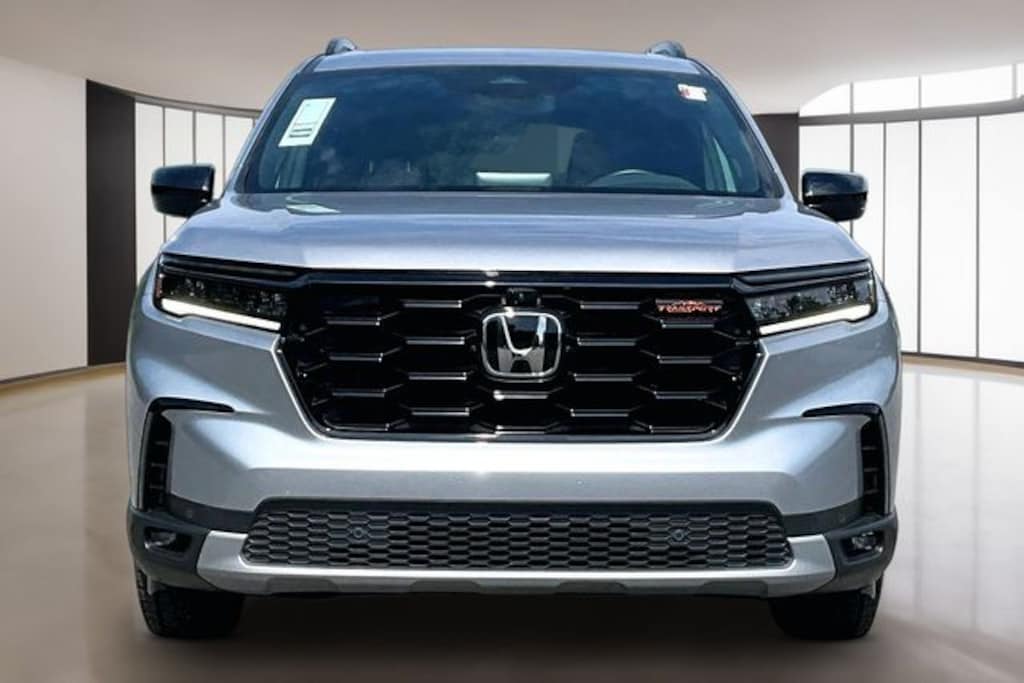 Certified 2025 Honda Pilot TrailSport SUV