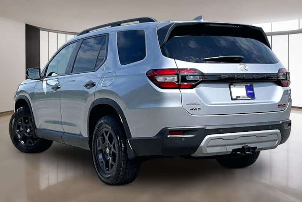 Certified 2025 Honda Pilot TrailSport SUV