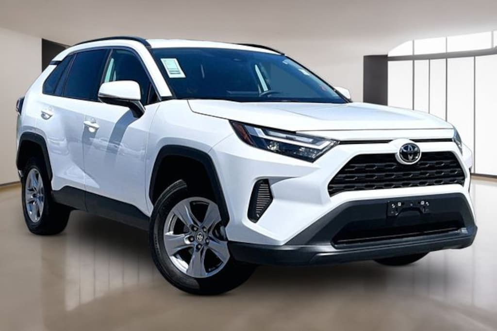 Used 2025 Toyota RAV4 XLE SUV