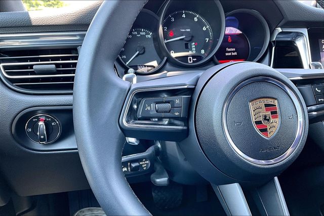 2025 Porsche Macan Base - Photo 11