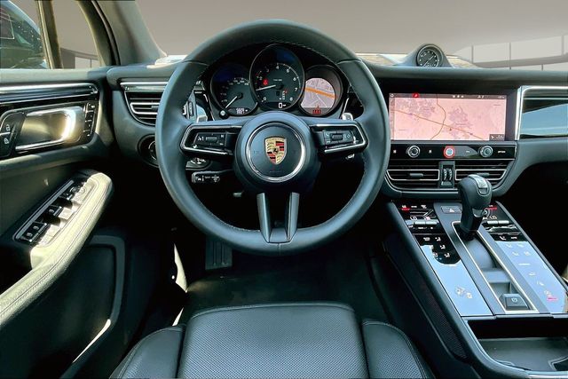 2025 Porsche Macan Base - Photo 8