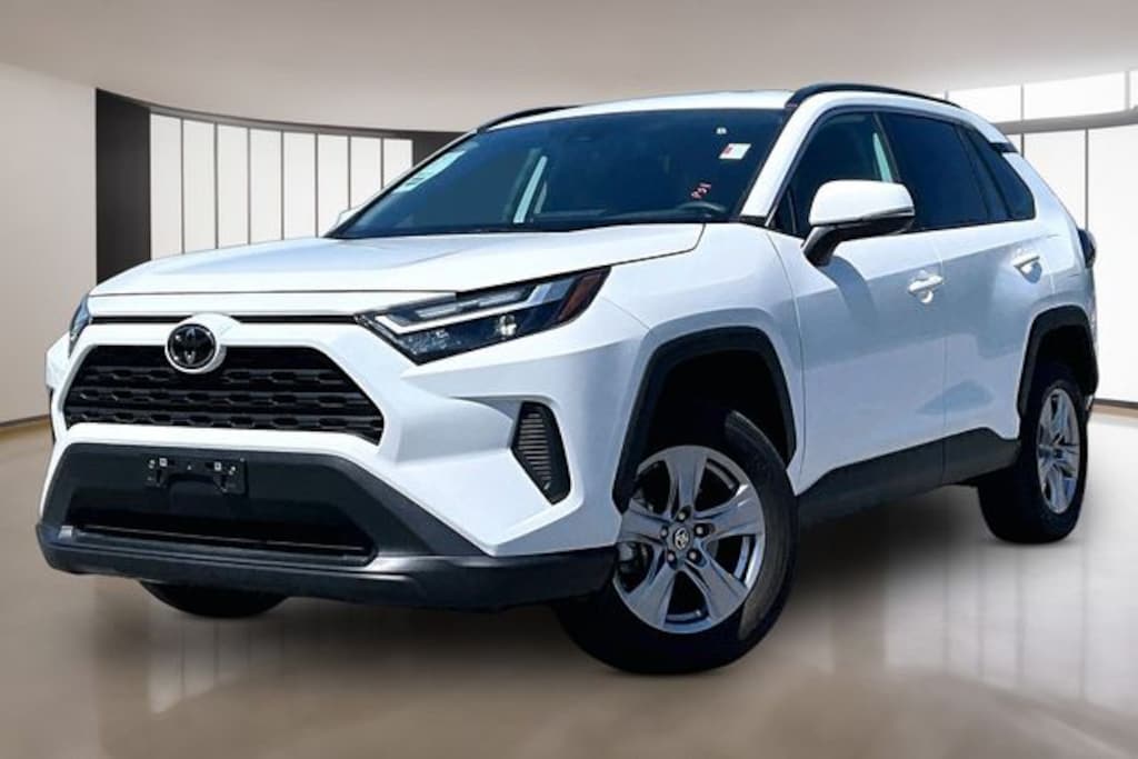 Used 2025 Toyota RAV4 XLE SUV