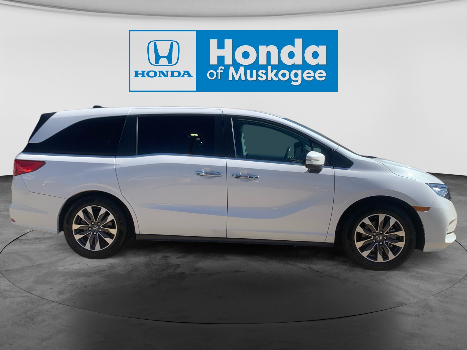 Certified 2024 Honda Odyssey EX-L Passenger Van