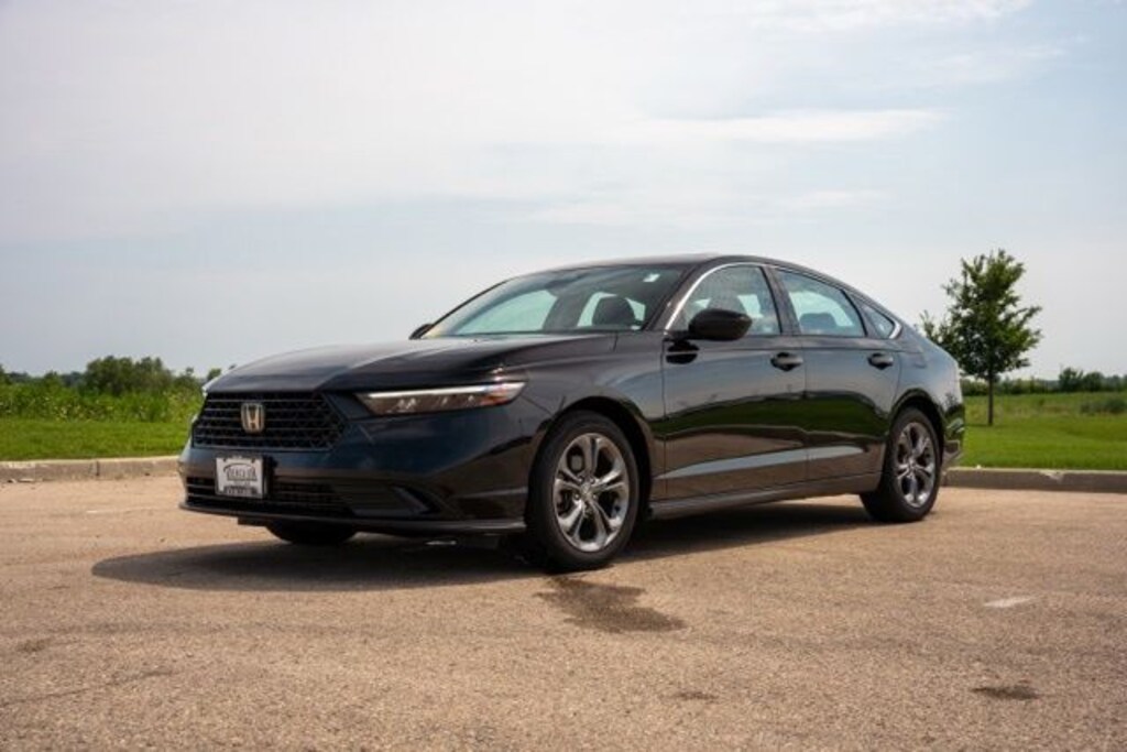 Used 2024 Honda Accord EX Sedan