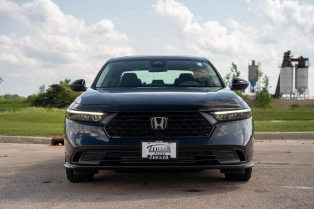 Used 2024 Honda Accord EX Sedan