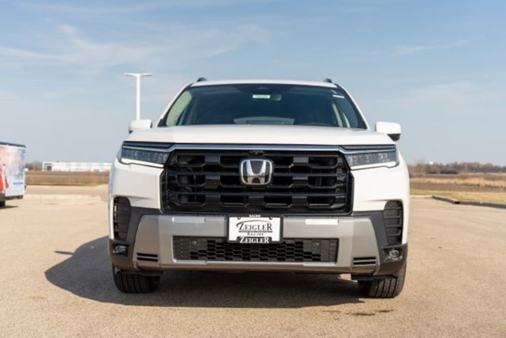 New 2026 Honda Pilot Touring SUV