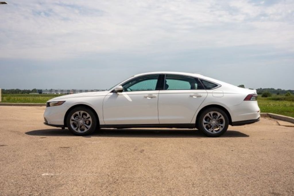 Used 2023 Honda Accord EX Sedan