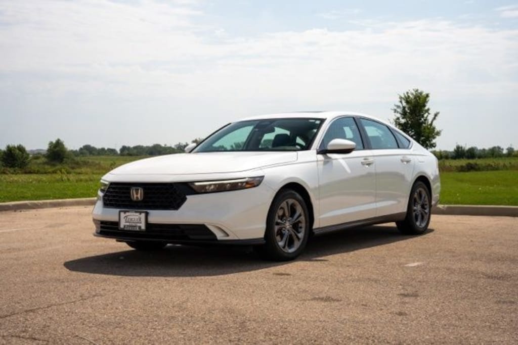 Used 2023 Honda Accord EX Sedan