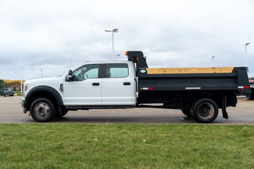 Used 2018 Ford F-550SD XL Chassis