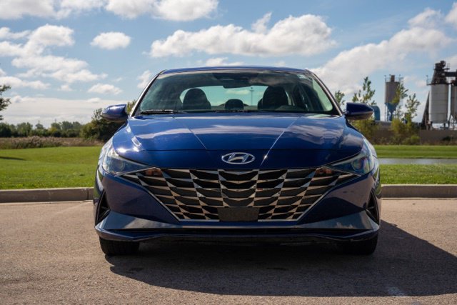 Used 2023 Hyundai Elantra Limited Sedan