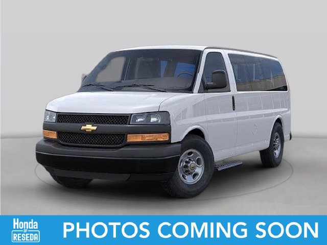 2025 Chevrolet Express Passenger