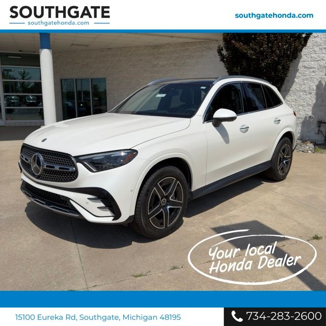2023 Mercedes-Benz GLC