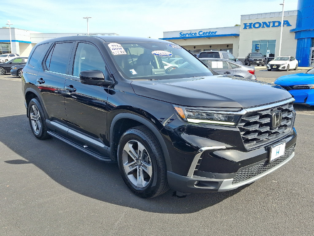 Used 2023 Honda Pilot EX-L 8 Passenger SUV