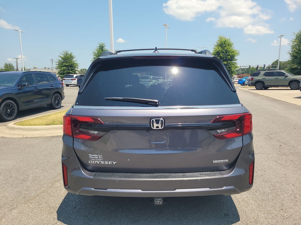 Used 2025 Honda Odyssey Touring Minivan/Van