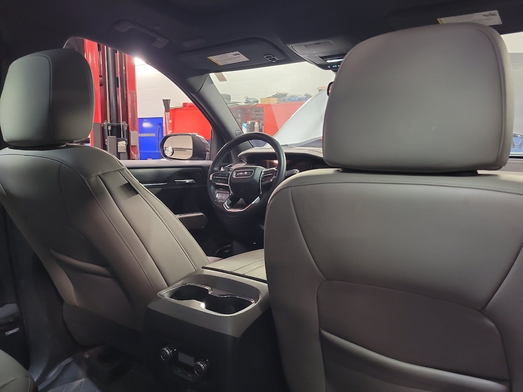 Used 2025 GMC Acadia Elevation SUV