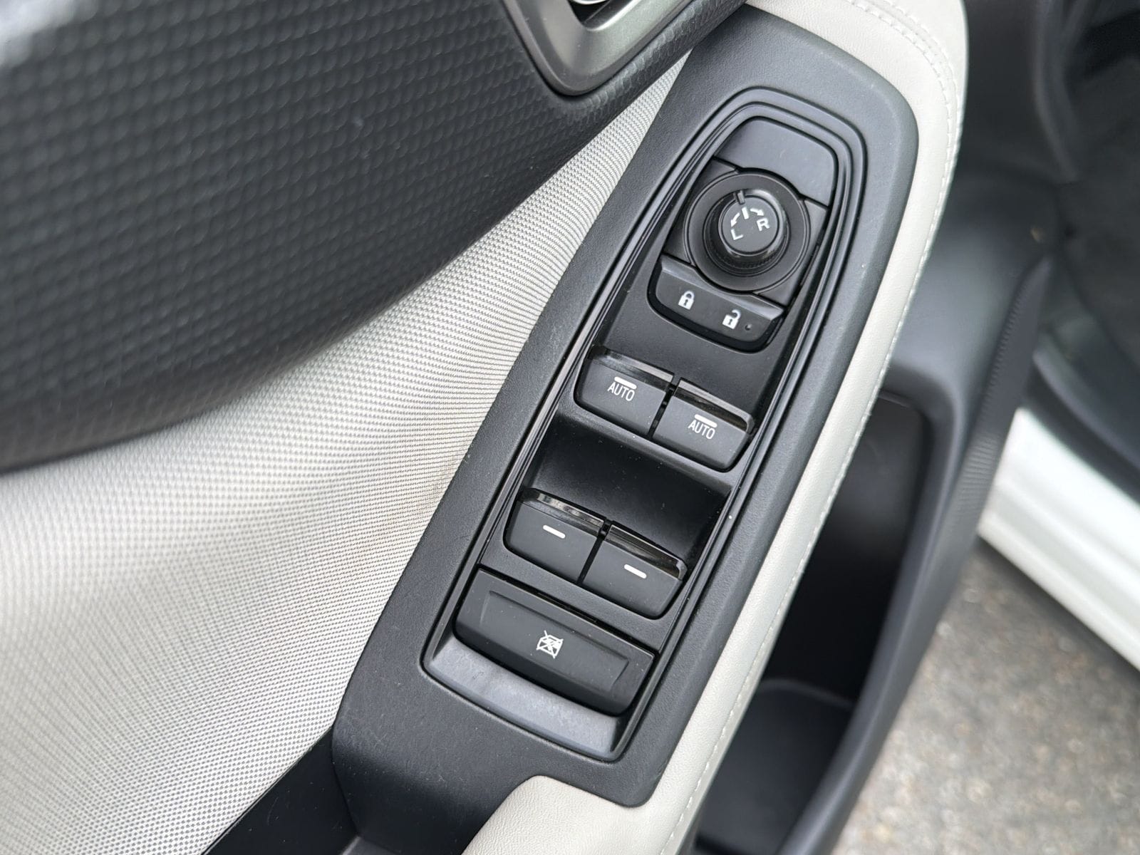 2023 Subaru Forester Premium - Photo 22