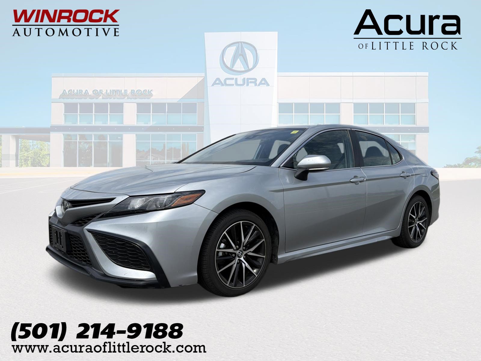 Used 2023 Toyota Camry SE Sedan