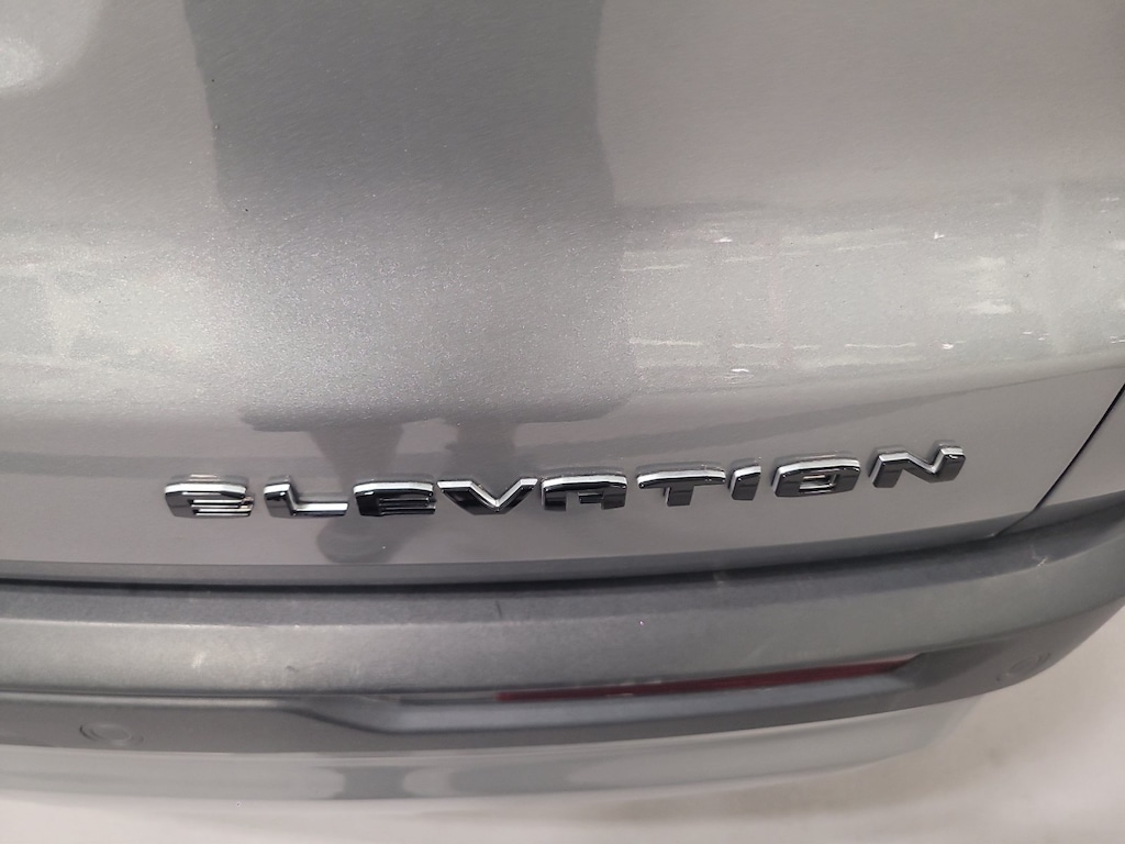 Used 2025 GMC Acadia Elevation SUV
