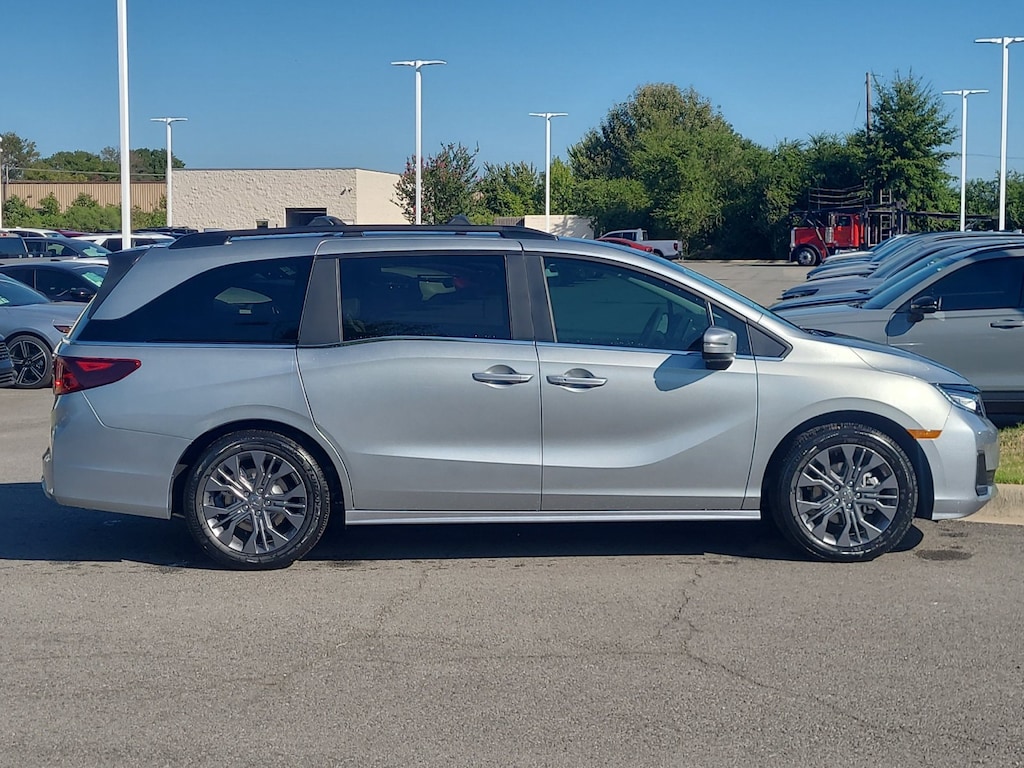 New 2026 Honda Odyssey Touring Van Passenger