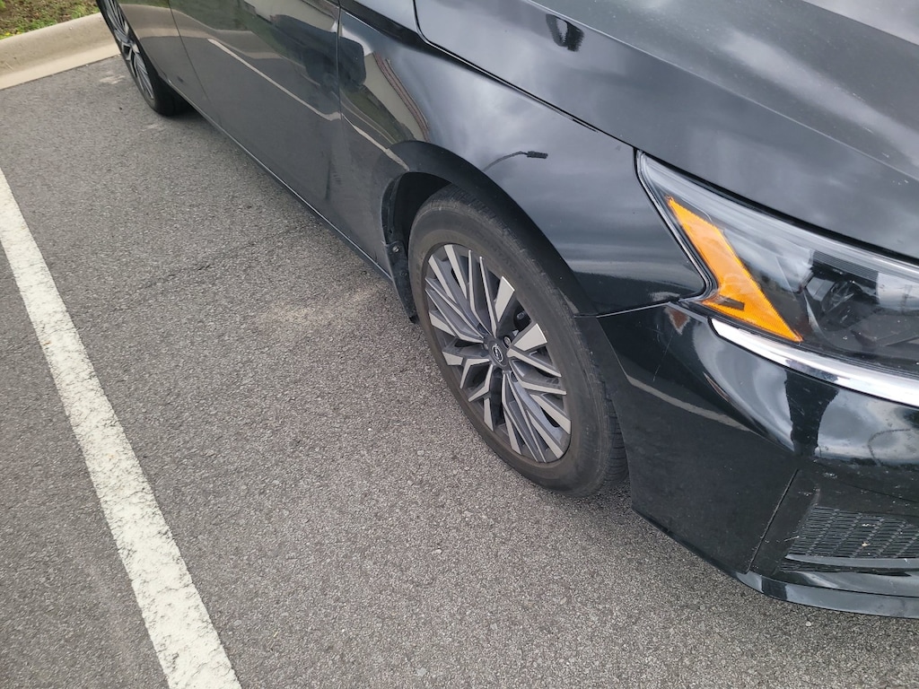 Used 2023 Nissan Altima 2.5 SV Sedan