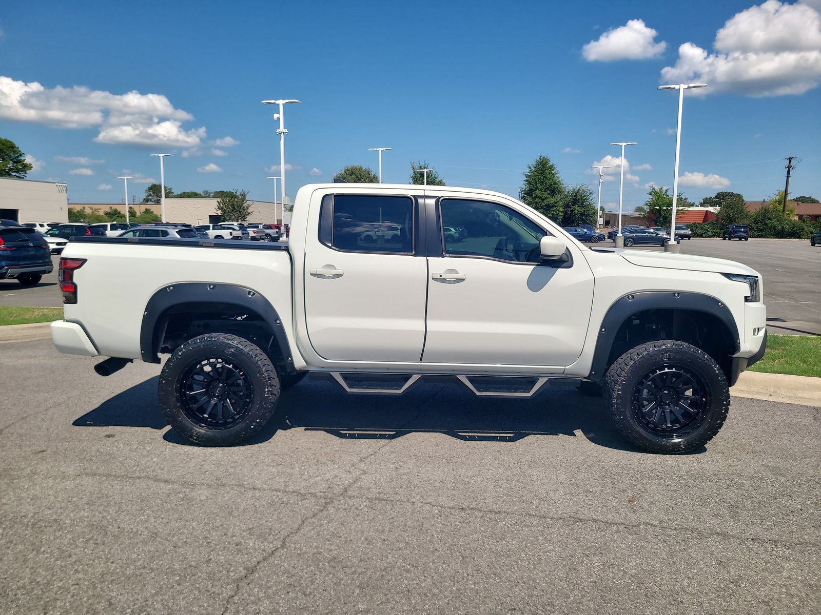 Used 2023 Nissan Frontier SV with VIN 1N6ED1EK4PN605496 for sale in Little Rock
