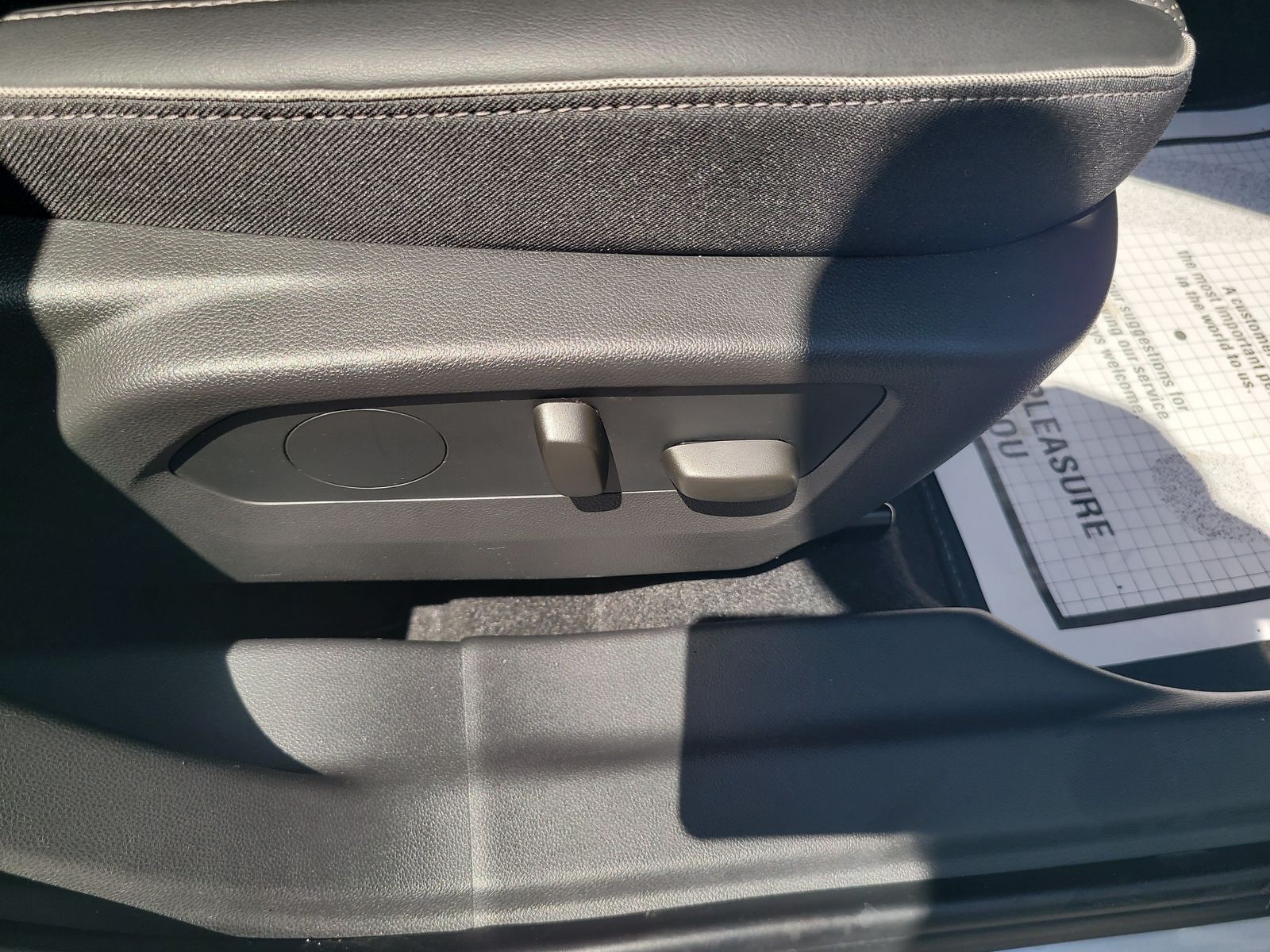 2023 Buick Envision Essence - Photo 29
