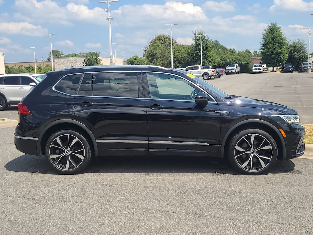 Used 2024 Volkswagen Tiguan 2.0T SEL R-Line SUV