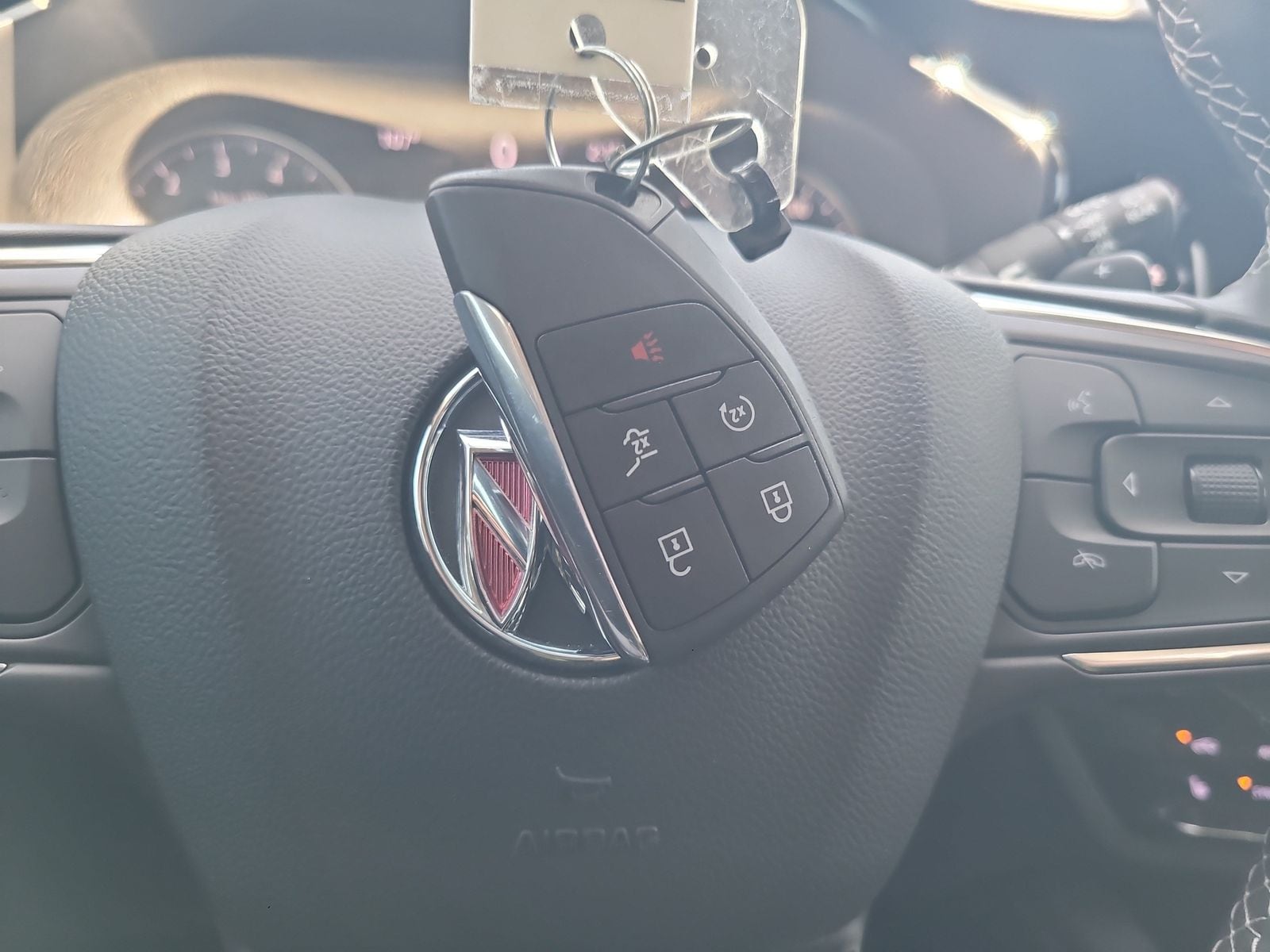 2023 Buick Envision Essence - Photo 31