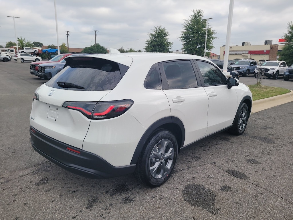 New 2027 Honda HR-V LX SUV
