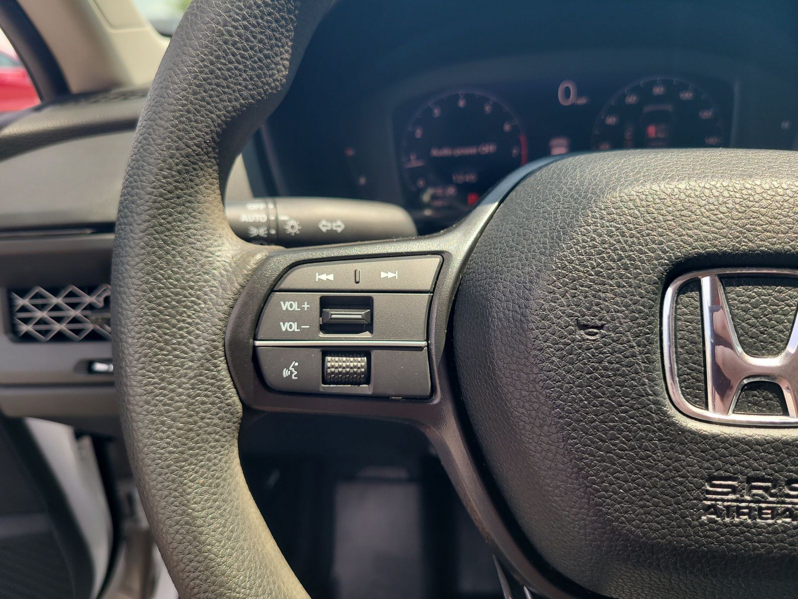 2023 Honda Accord LX - Photo 13
