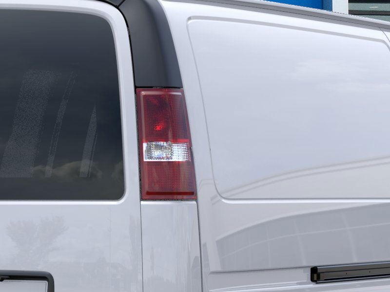2025 Chevrolet Express Cargo Work Van - Photo 10