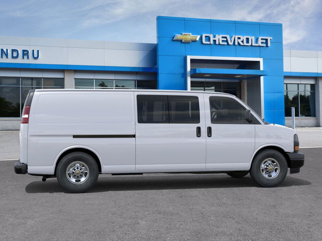 2025 Chevrolet Express Cargo Work Van - Photo 5