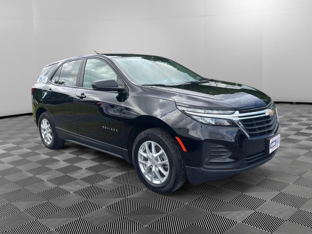 Used 2023 Chevrolet Equinox LS SUV