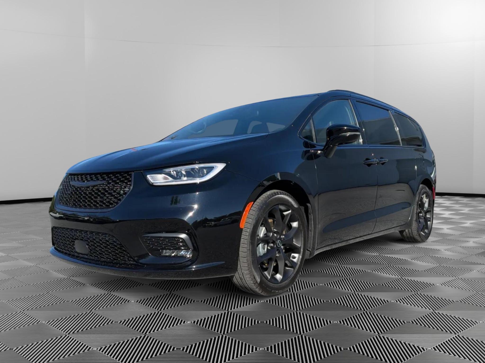  Chrysler Pacifica
