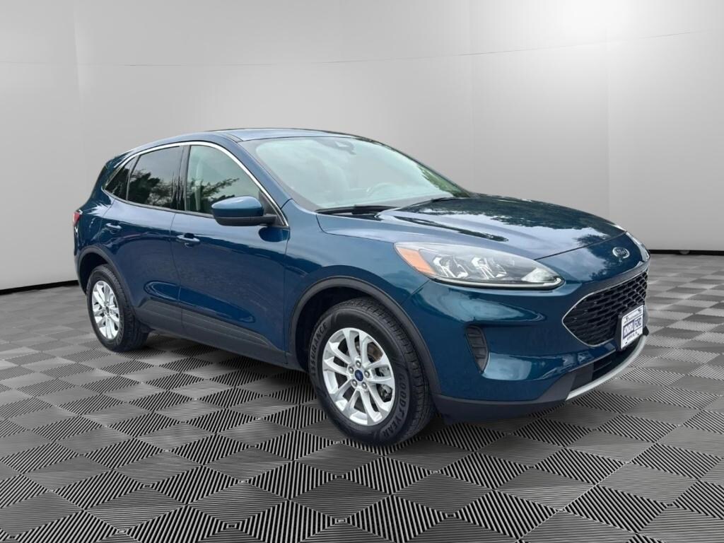 Used 2020 Ford Escape SE Sport Utility