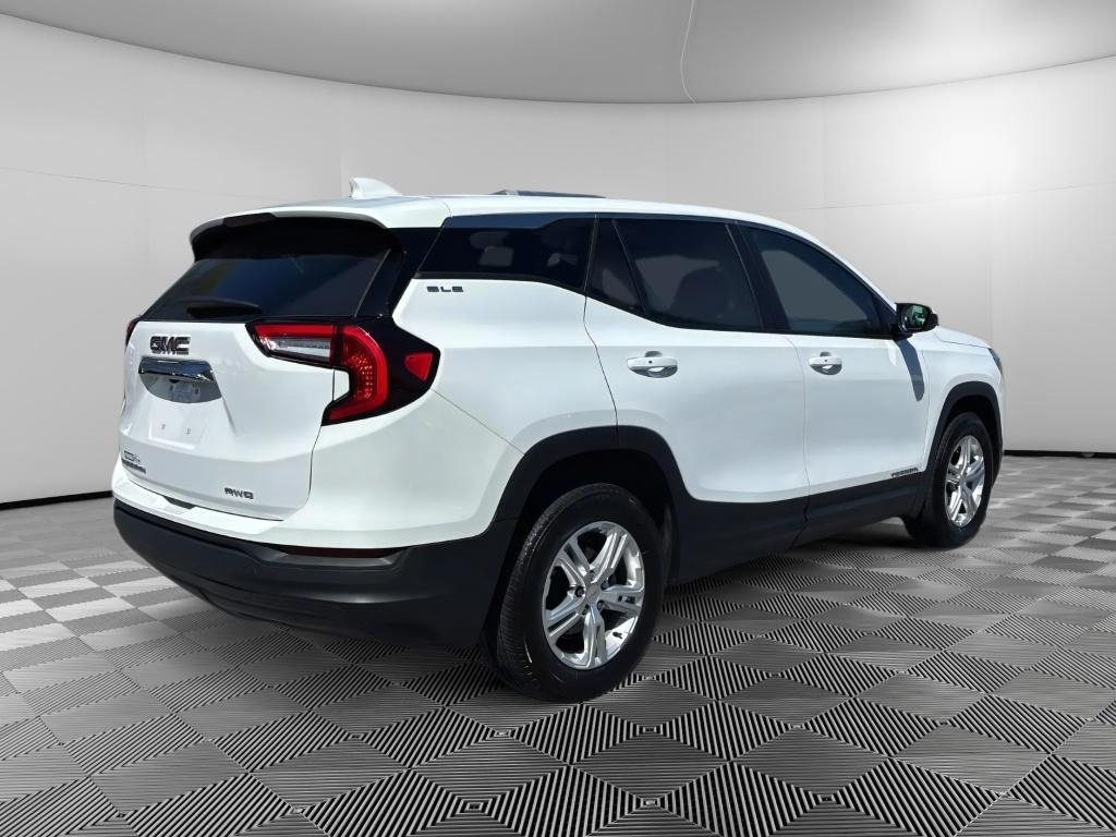 Used 2024 GMC Terrain SLE SUV
