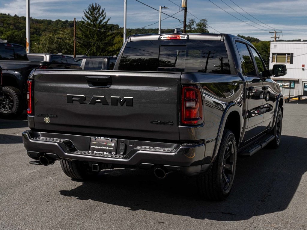 New 2027 Ram 1500 BIG HORN CREW CAB 4X4 5'7 BOX Pickup