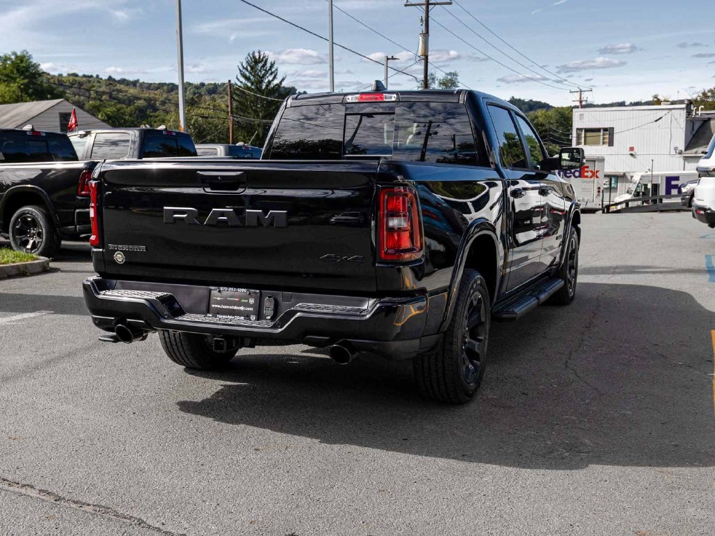 New 2027 Ram 1500 BIG HORN CREW CAB 4X4 5'7 BOX Pickup