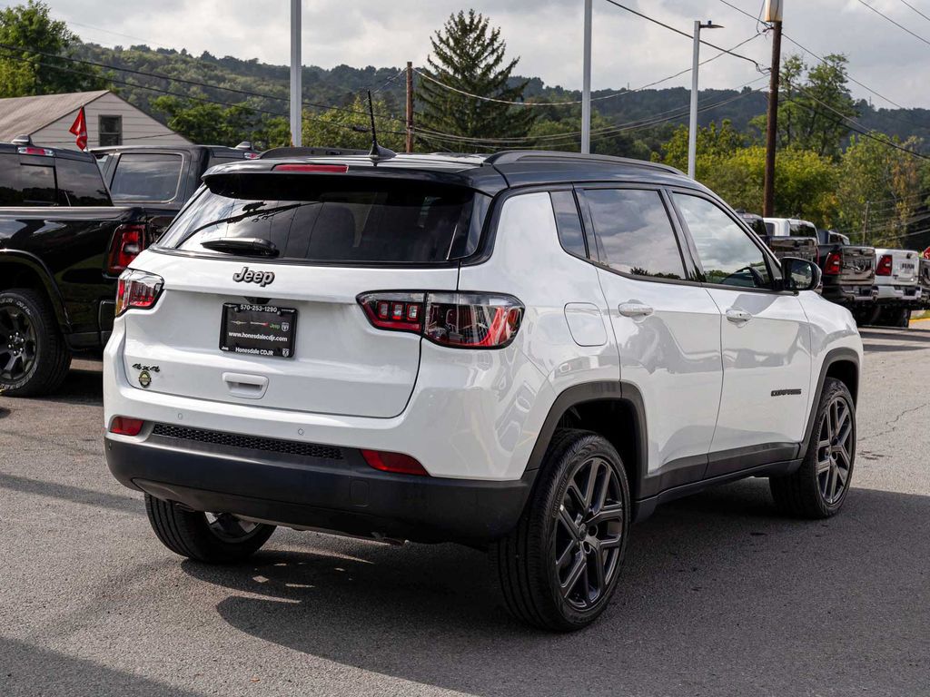 New 2026 Jeep Compass LIMITED ALTITUDE 4X4 Sport Utility