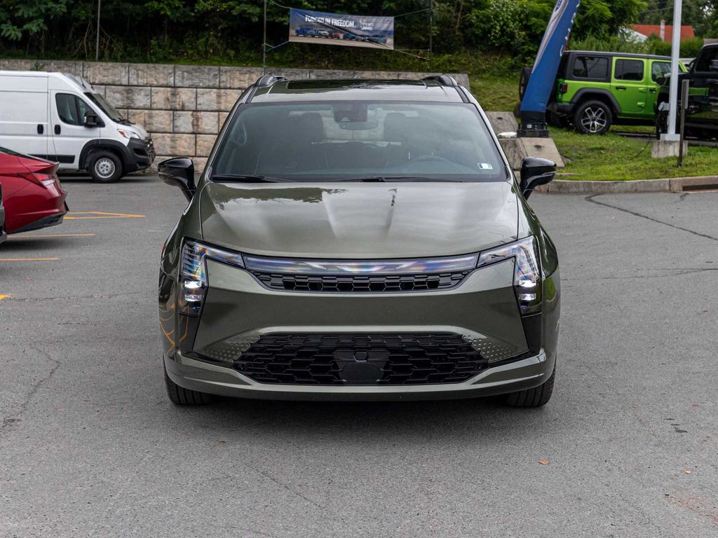 New 2027 Chrysler Pacifica LIMITED Passenger Van