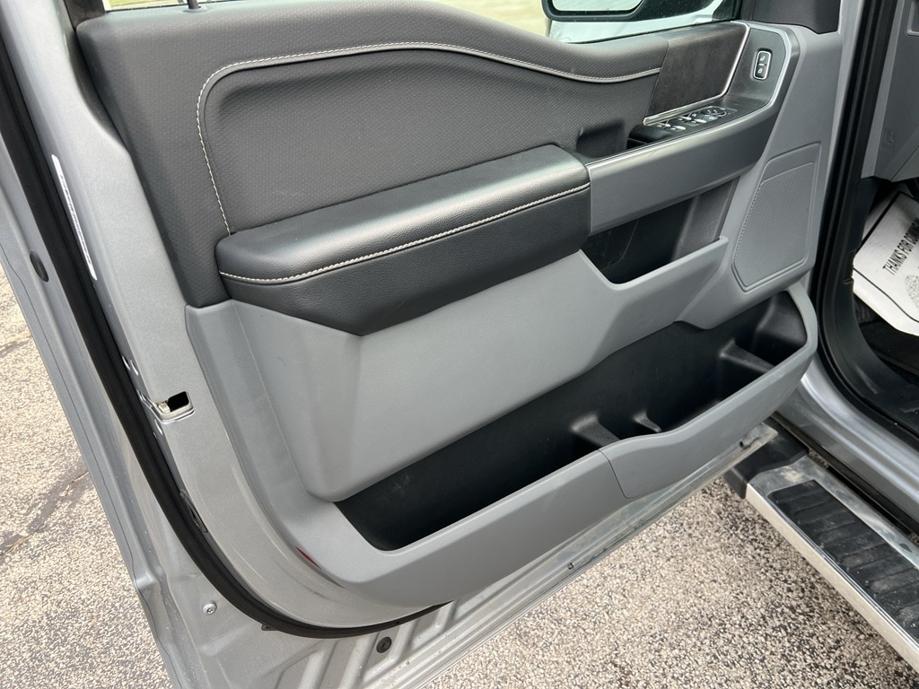 2025 Ford F-150 XLT - Photo 7