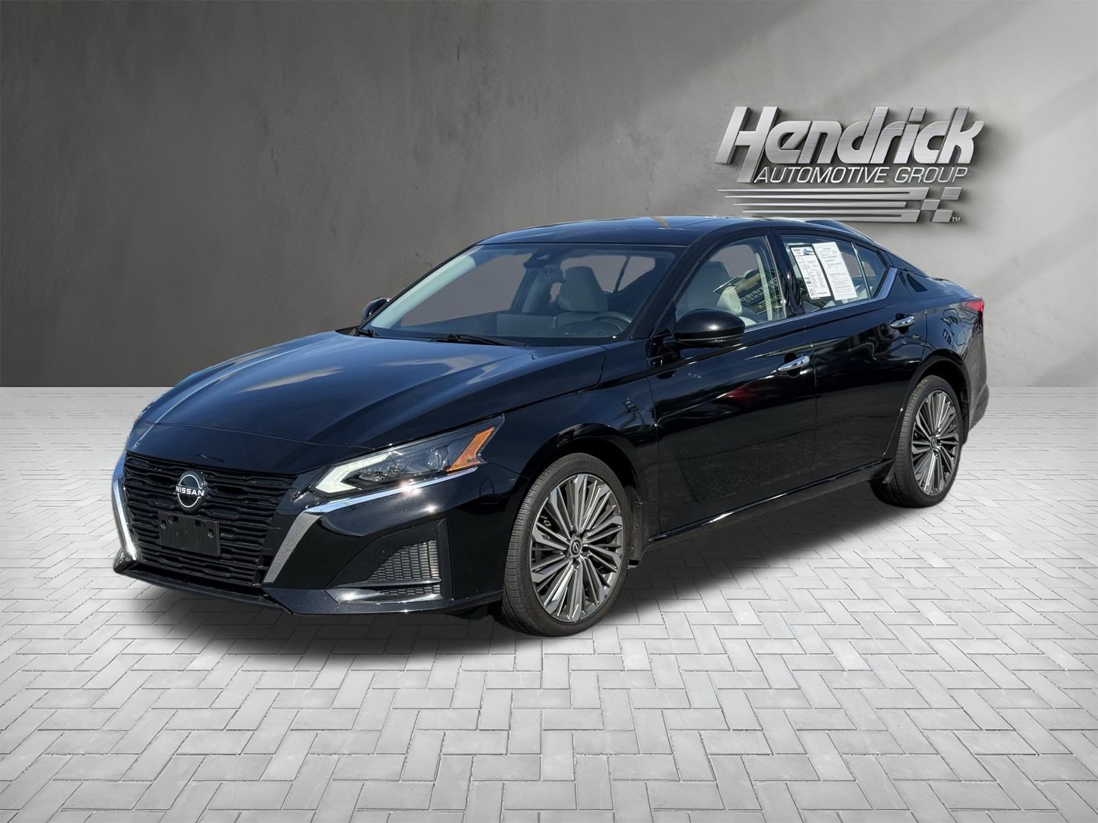 Used 2024 Nissan Altima 2.5 SL Sedan