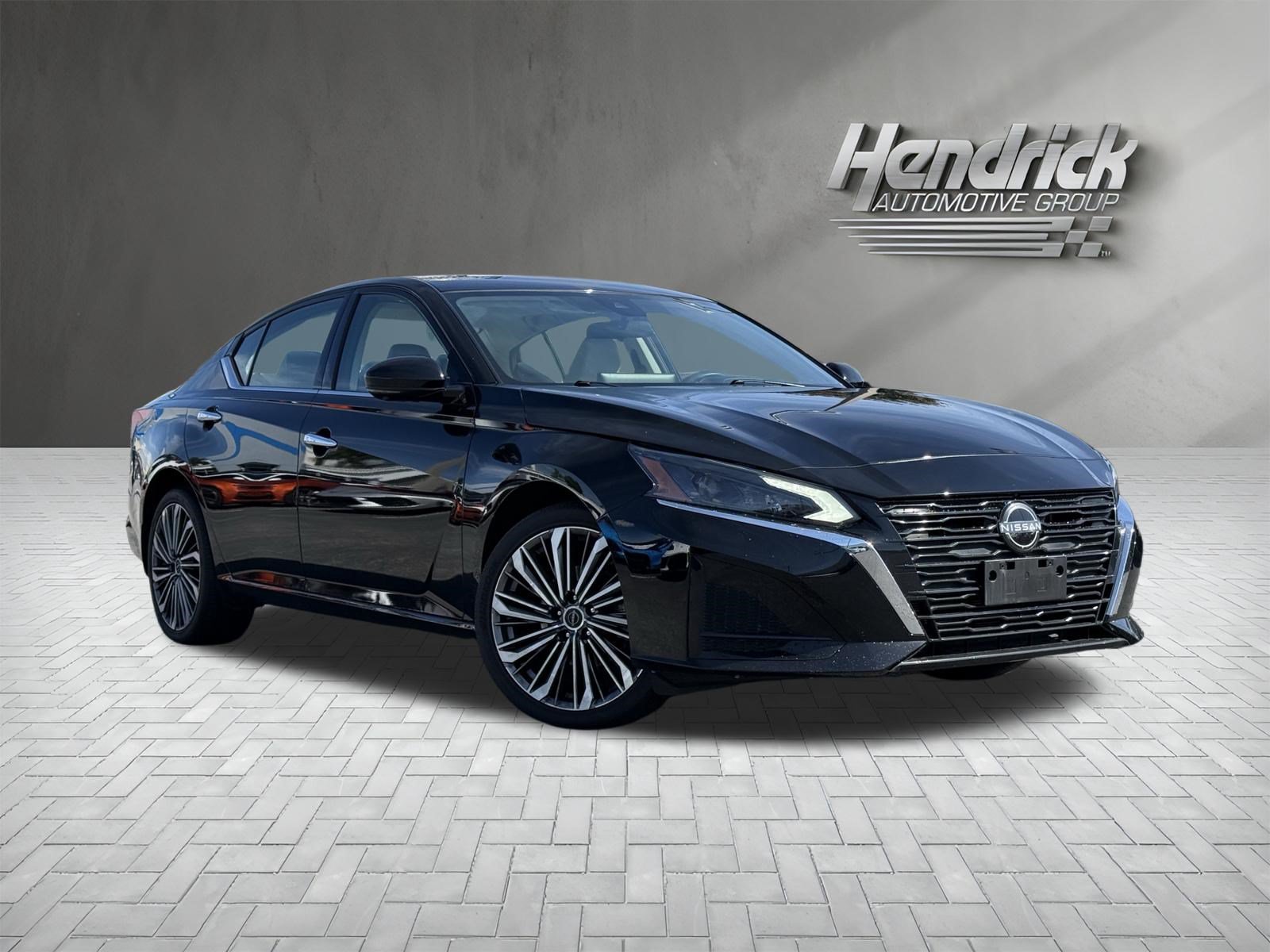 Used 2024 Nissan Altima 2.5 SL Sedan
