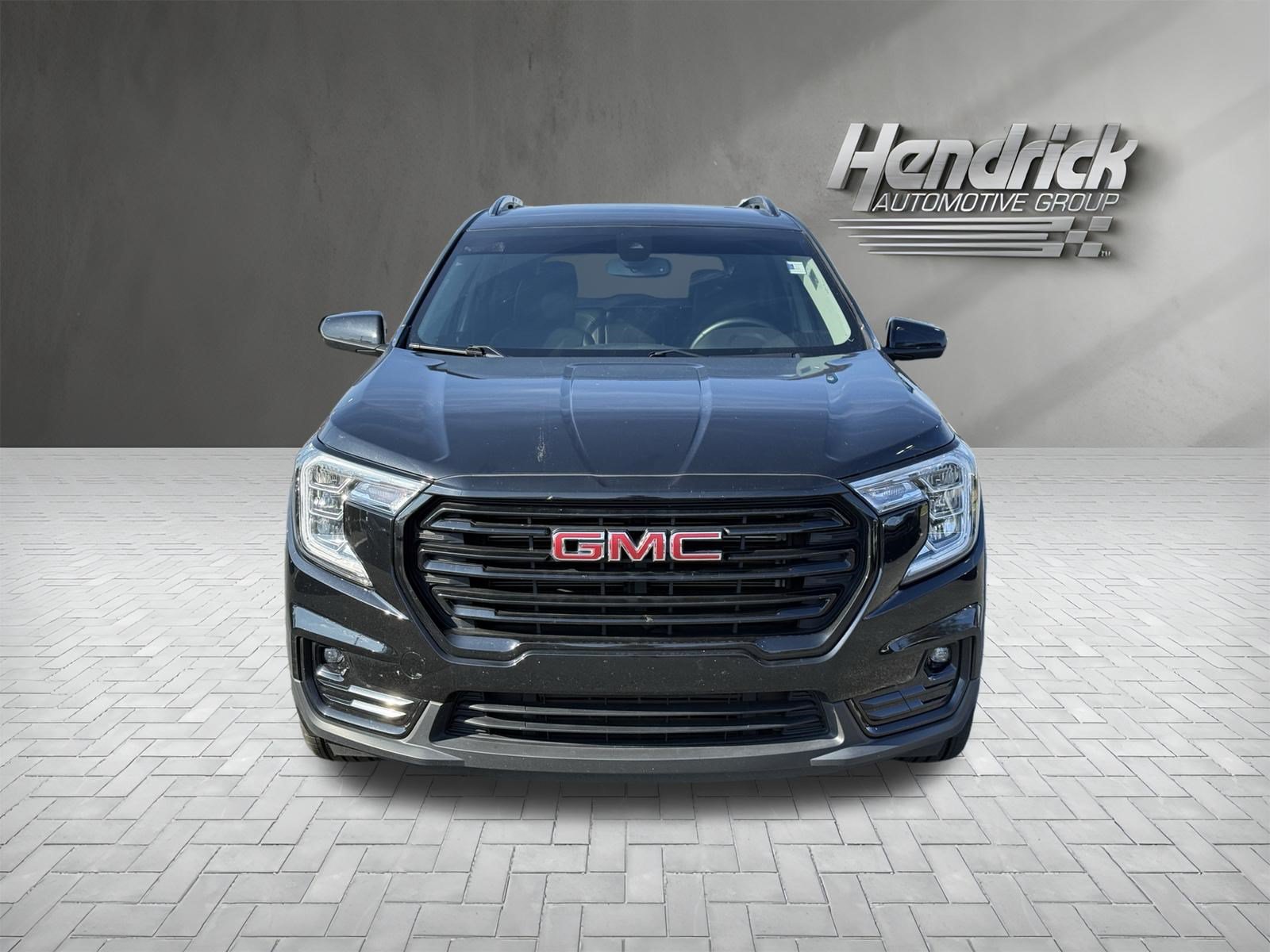 Used 2024 GMC Terrain SLT SUV
